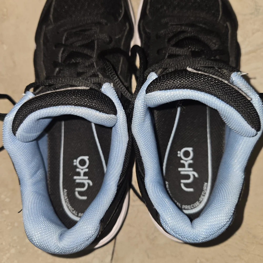 Ryka Dash 3 Women’s Size 7 Walking Athletic Sneakers Black Blue